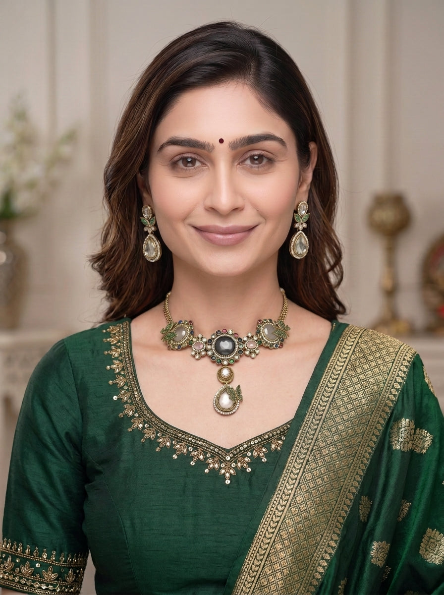 Gold Tone Necklace And Earrings Set