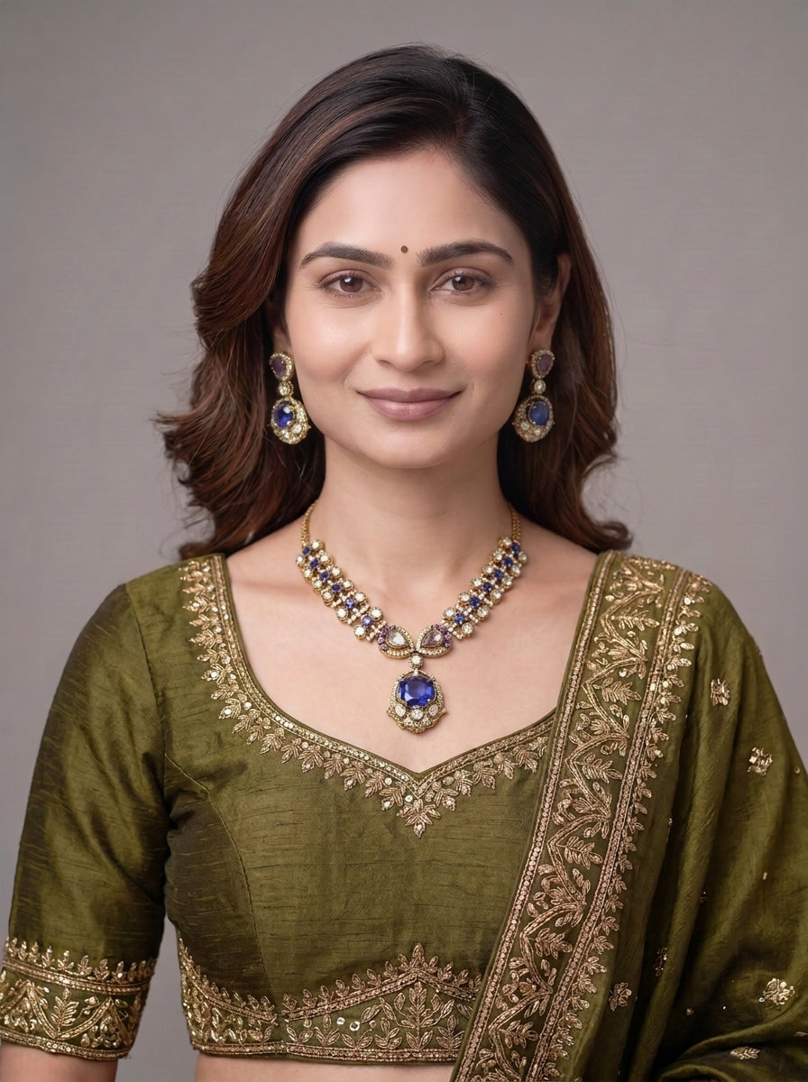 Gold Tone Necklace And Earrings Set