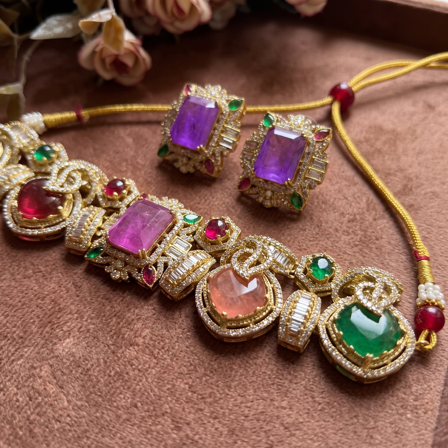 Gold Toned Choker Necklace And Stud Earrings Set
