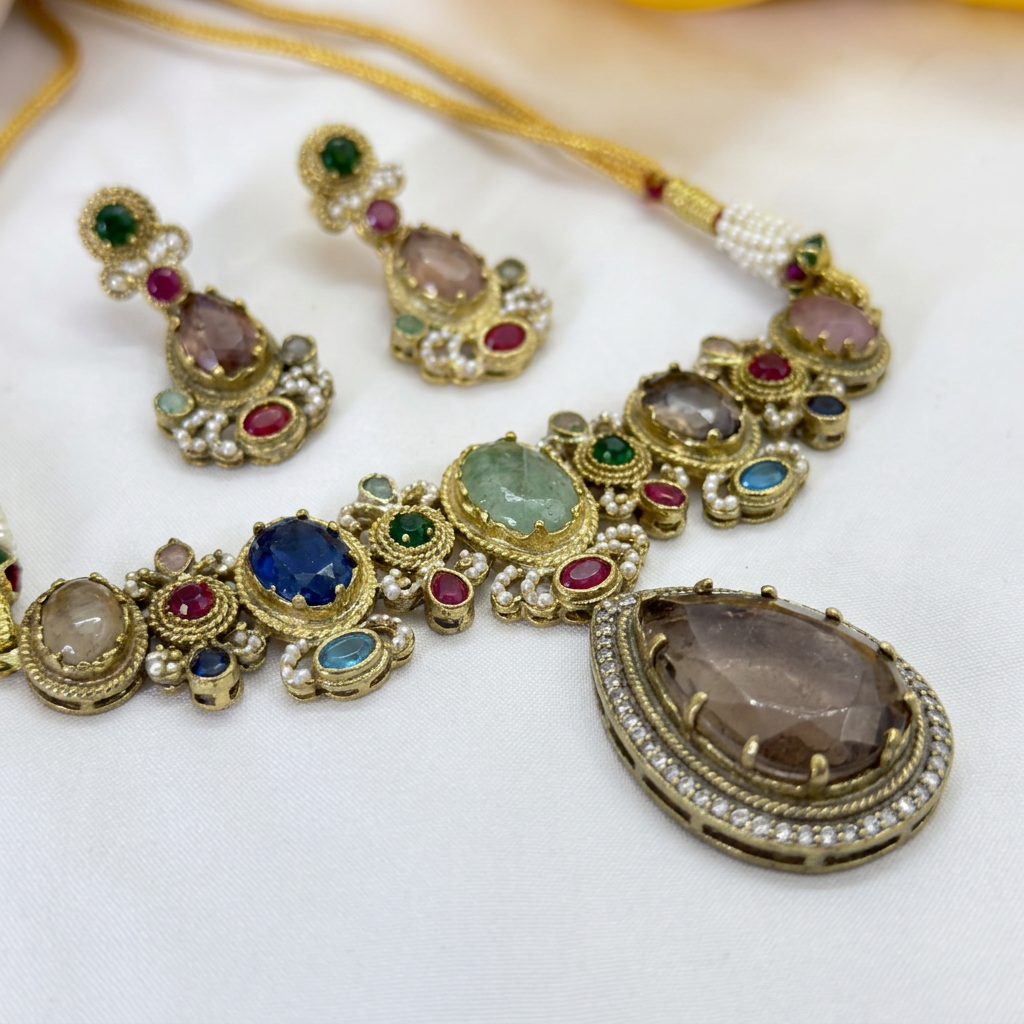 Gold-Tone Alloy Choker Necklace And Drop Earrings Set