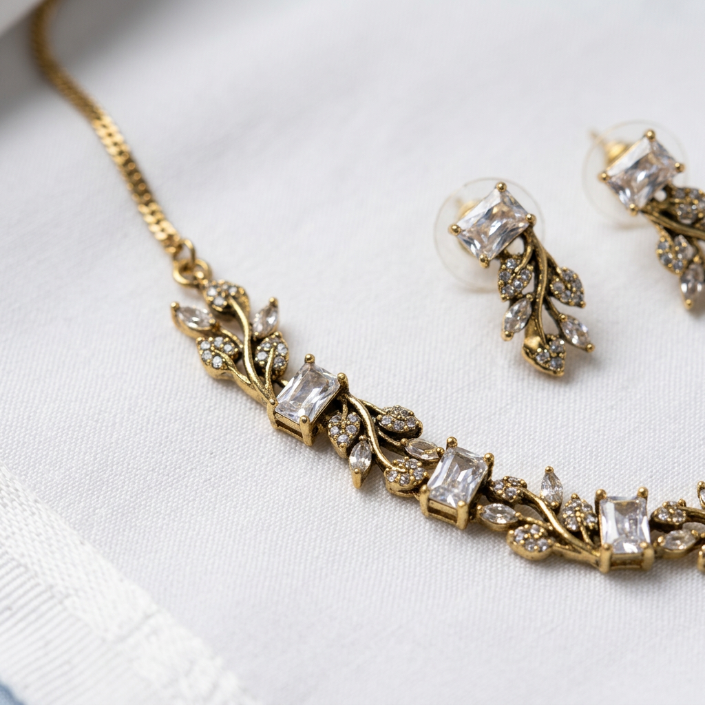 Gold Tone Matching Necklace And Stud Earrings