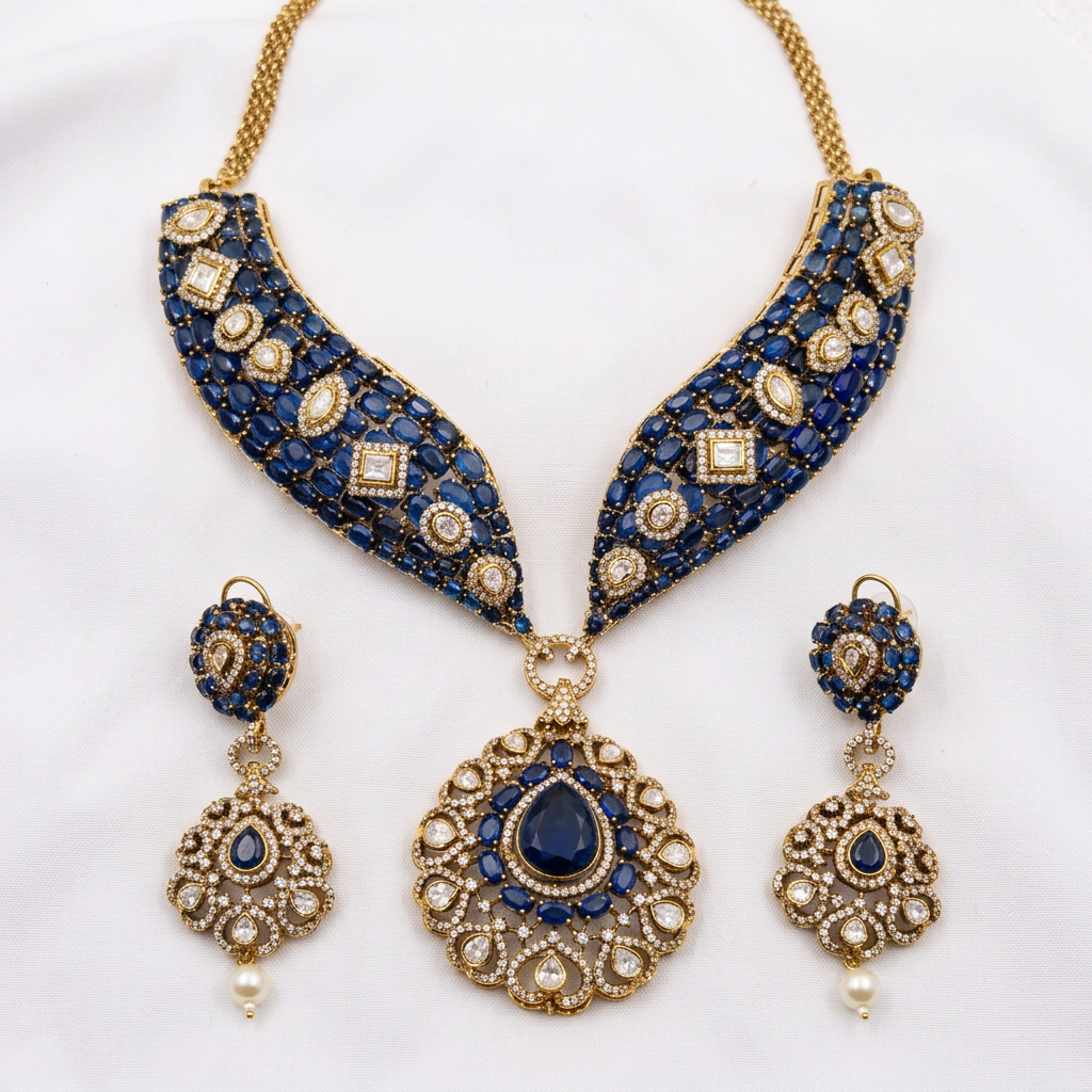 Gold Toned Alloy Necklace And Earrings Set